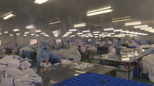 武漢協(xié)卓衛(wèi)生用品公司,加班加點保供應(yīng),全力以赴抗疫情