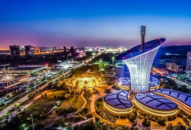 舌尖上的江城 武漢四大特色美食探秘